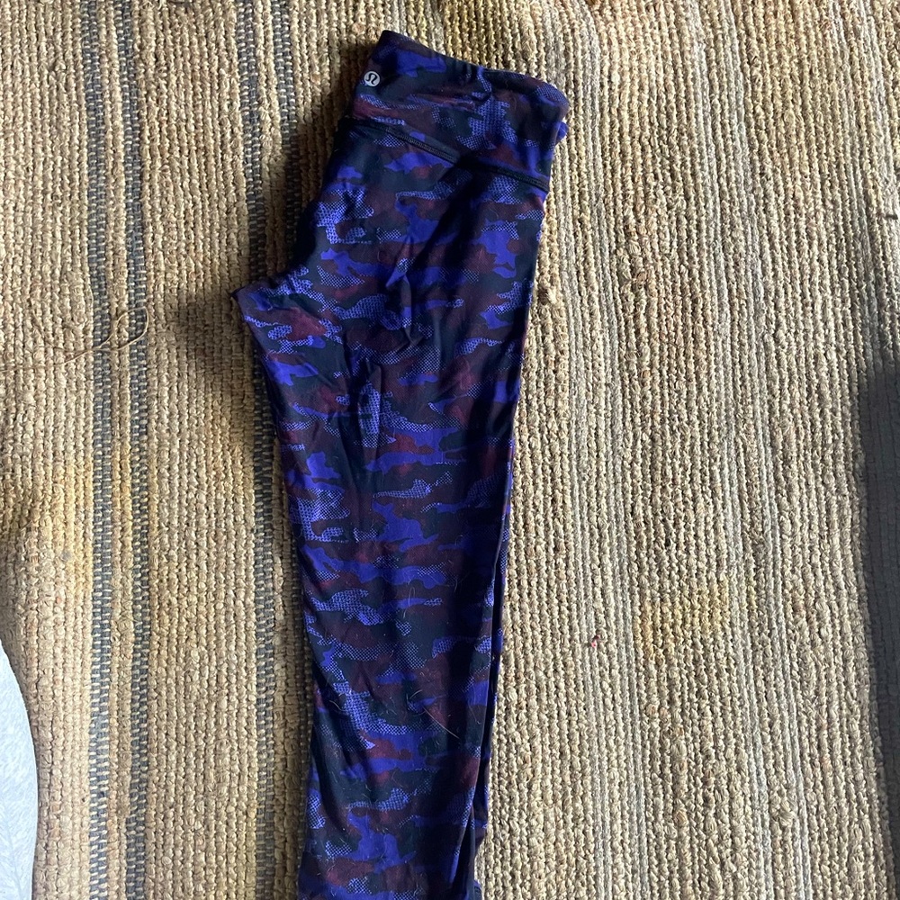 LuLuLemon Camo 3/4 length Legging